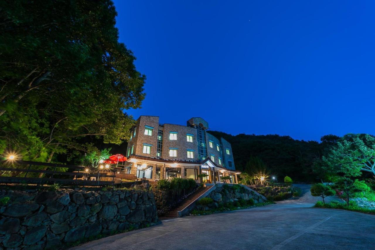 Hooni Guest House & Motel Gurye Екстериор снимка