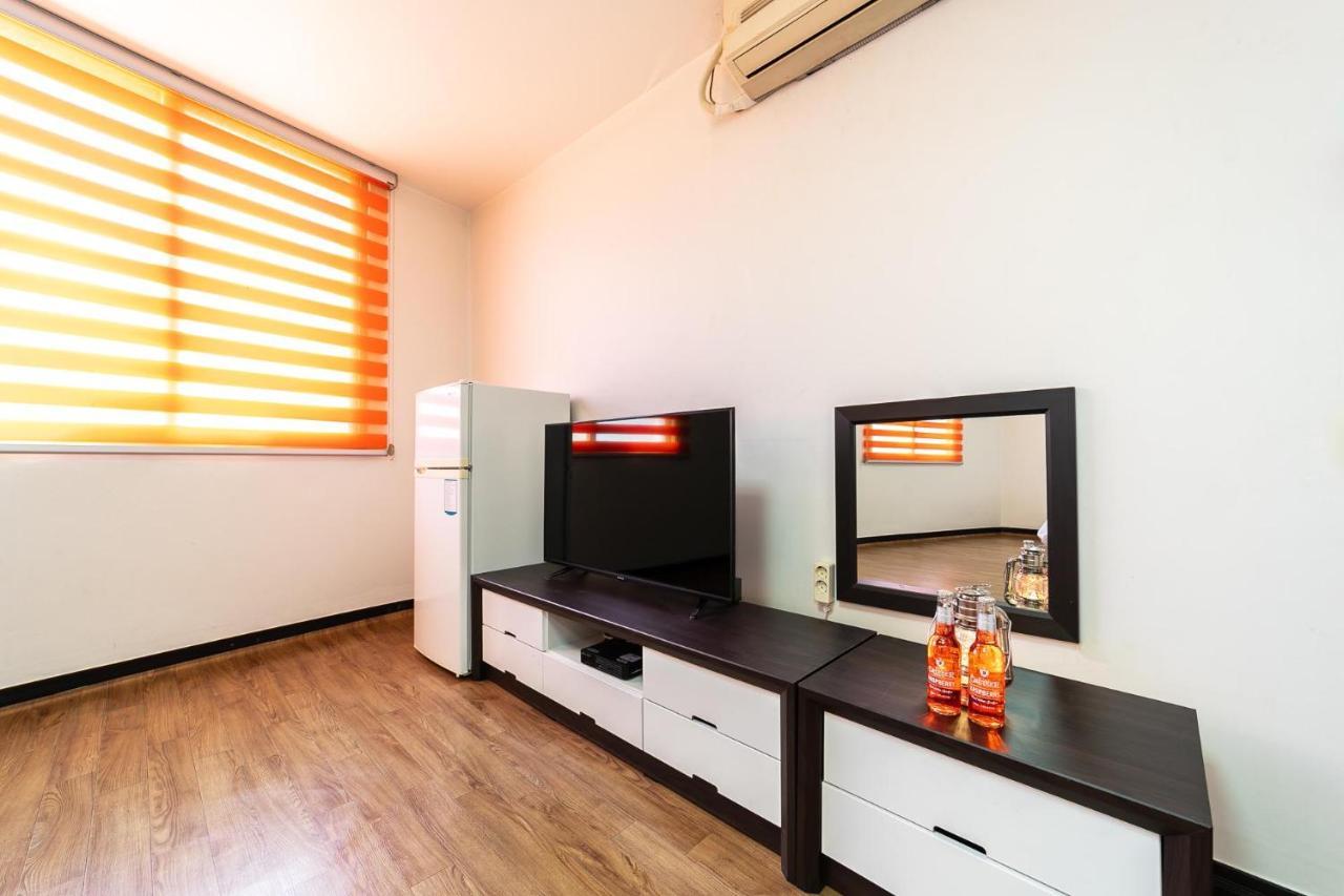 Hooni Guest House & Motel Gurye Екстериор снимка