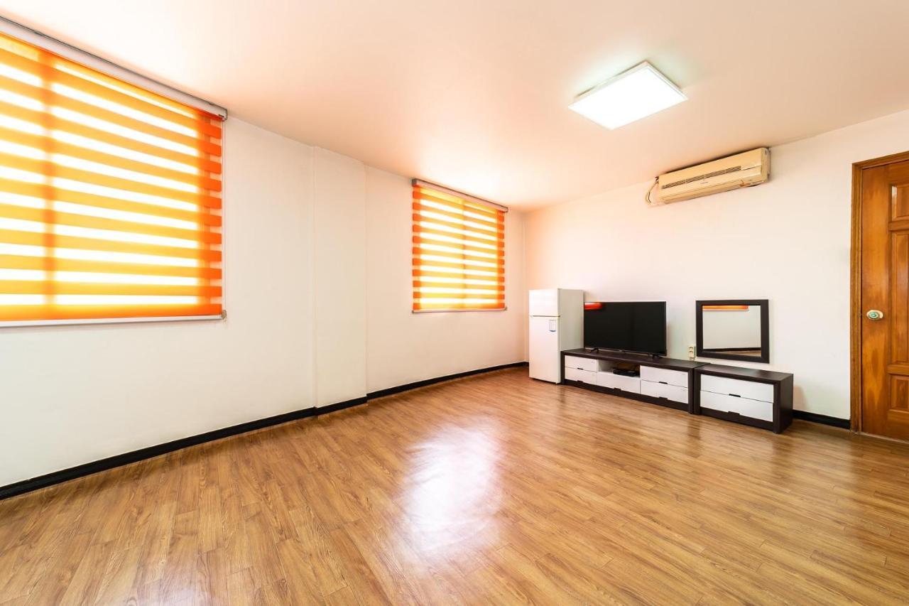 Hooni Guest House & Motel Gurye Екстериор снимка