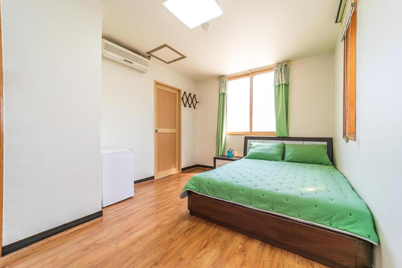 Hooni Guest House & Motel Gurye Екстериор снимка